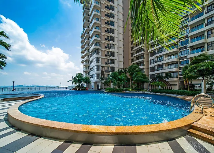 Country Garden Danga Bay By Lions Bay
