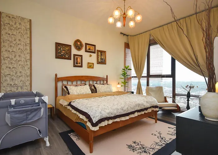 Midvalley Southkey Mosaic Suite By Nest Home